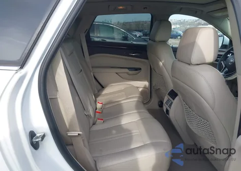 2016 Cadillac Srx Luxury Collection z USA, uszkodzony, nr VIN 3GYFNBE33GS508373